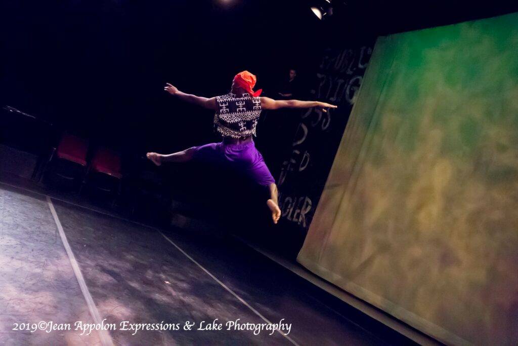 JAE Vwayaj 2018 jump, Dancer_ Mcebisi Xotyeni, Photographer - Wayne Lake